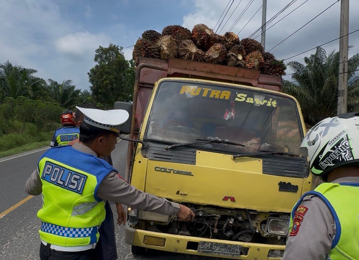 Satlantas Polres Batu Bara Lakukan Patroli Mobile, Antisipasi Kemacetan dan Tingkatkan Keamanan Lalu Lintas