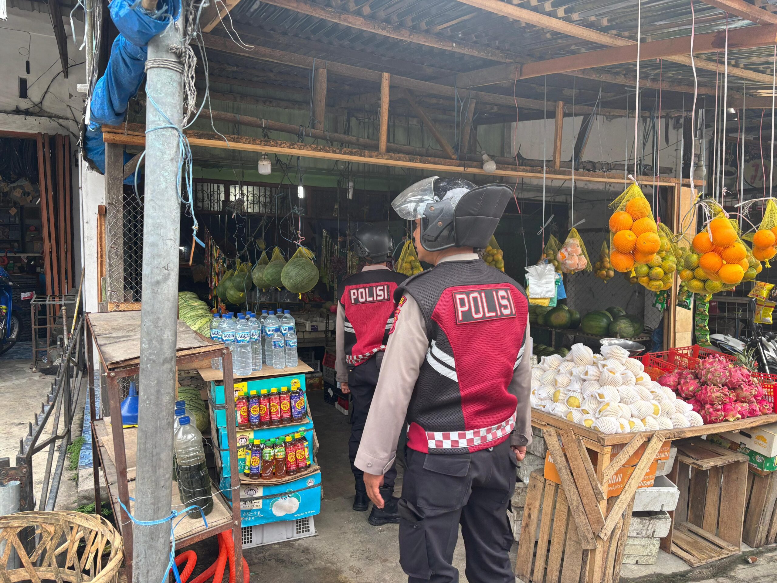 Sat Samapta Polres Batu Bara gelar cooling system dan patroli di Pajak Sayur Lima Puluh, berikan himbauan kamtibmas