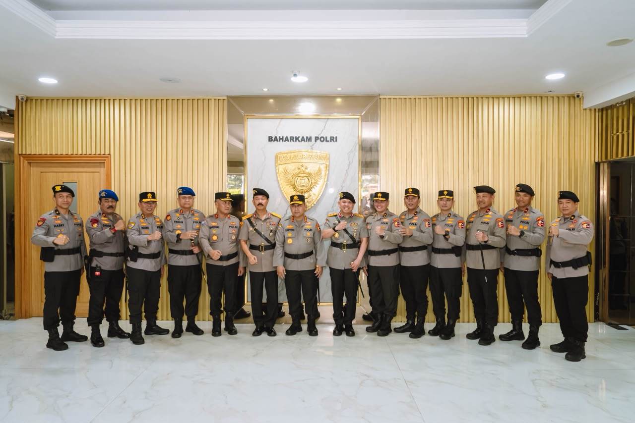 Kabaharkam Polri Pimpin Sertijab Kakorsabhara Baharkam Polri di Mabes Polri   