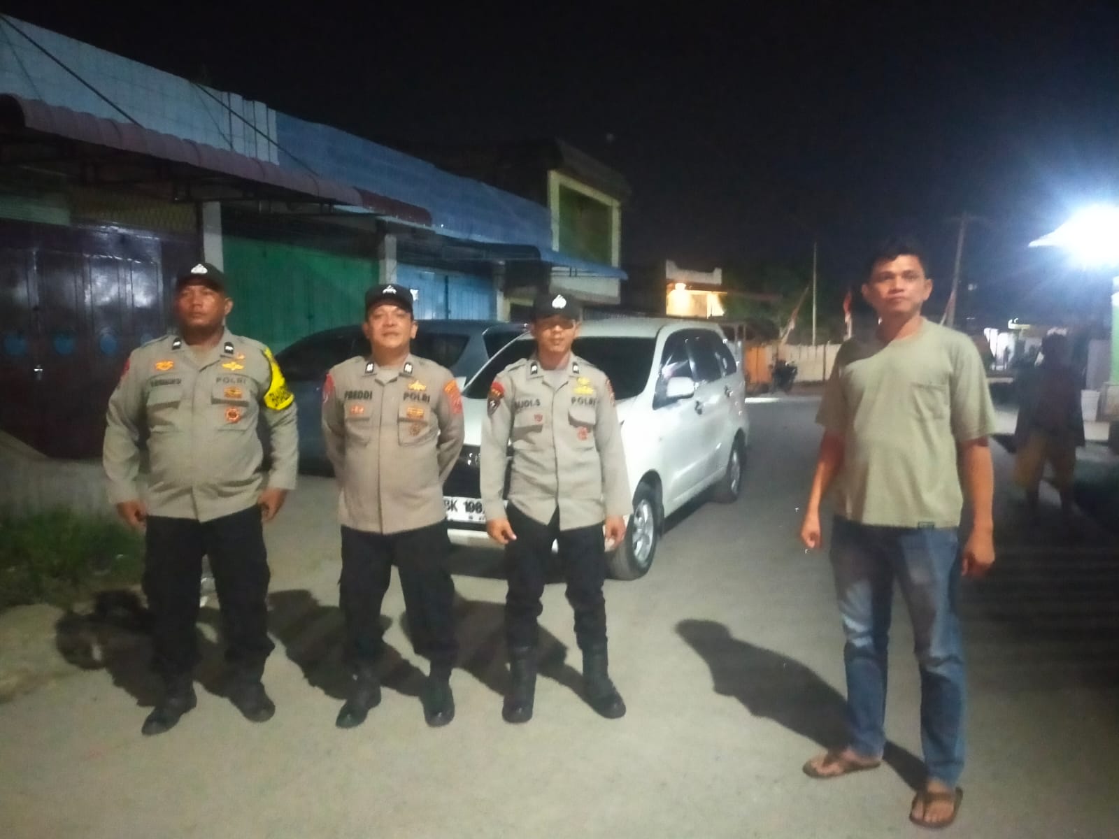 Polsek Medang Deras Laksanakan Patroli Malam, Antisipasi Kejahatan Dan Himbau Warga Jaga Keamanan