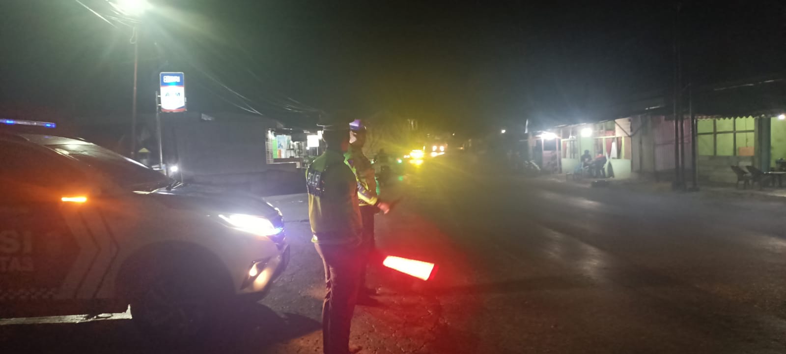 Satlantas Polres Batu Bara Laksanakan Patroli Blue Light, Antisipasi Kecelakaan Lalu Lintas Dan Kemacetan   