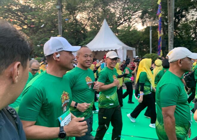 Simbol Soliditas Tanpa Batas, Tokoh TNI-Polri Berkumpul di Ajang Kostrad Run 2026   