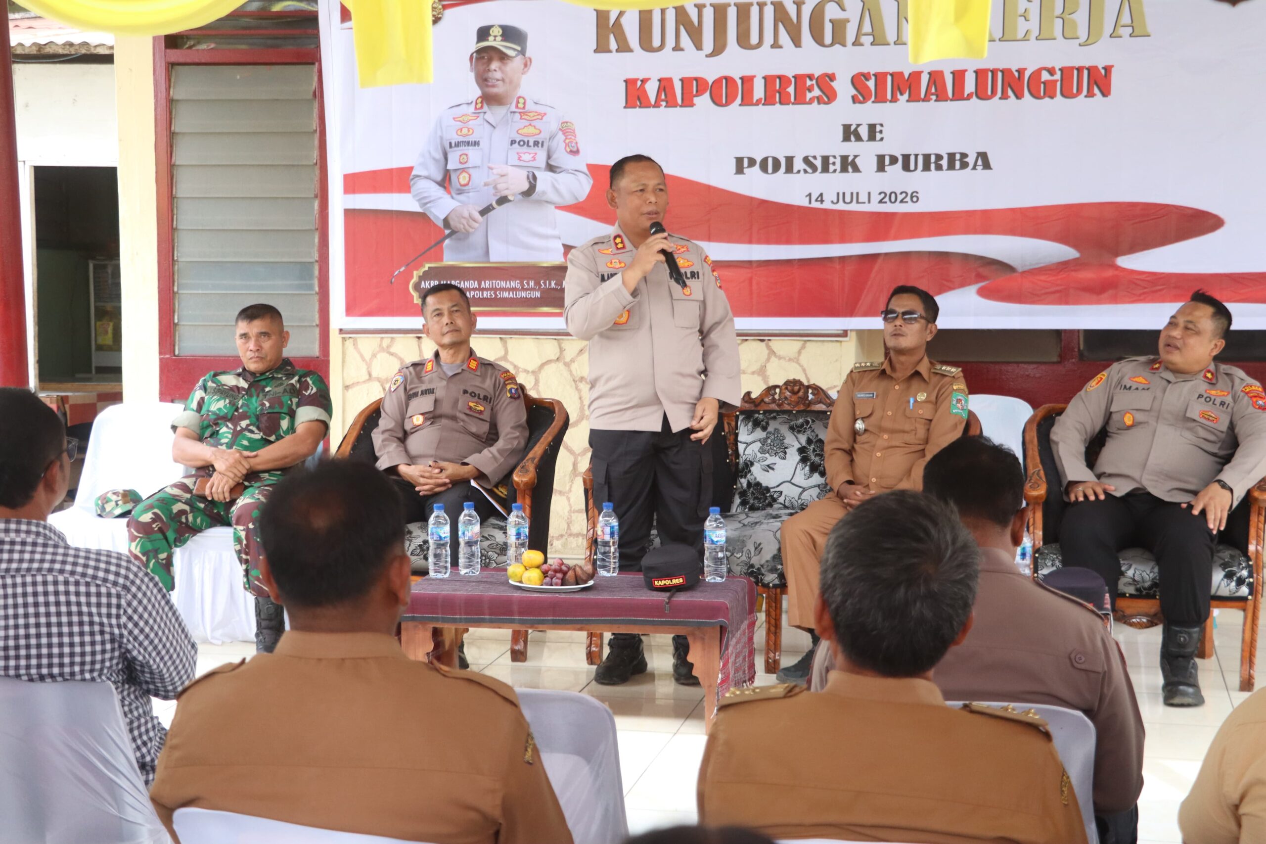Kapolres Simalungun Sambangi Tiga Polsek, Tegaskan Komitmen Berantas Narkoba dari Lingkup Keluarga   