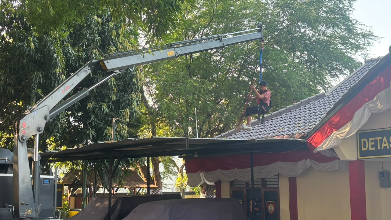 Komitmen Baharkam Polri: Detasemen Perintis Sukseskan Program Lingkungan ASRI Lewat Aksi Bersih Mako   