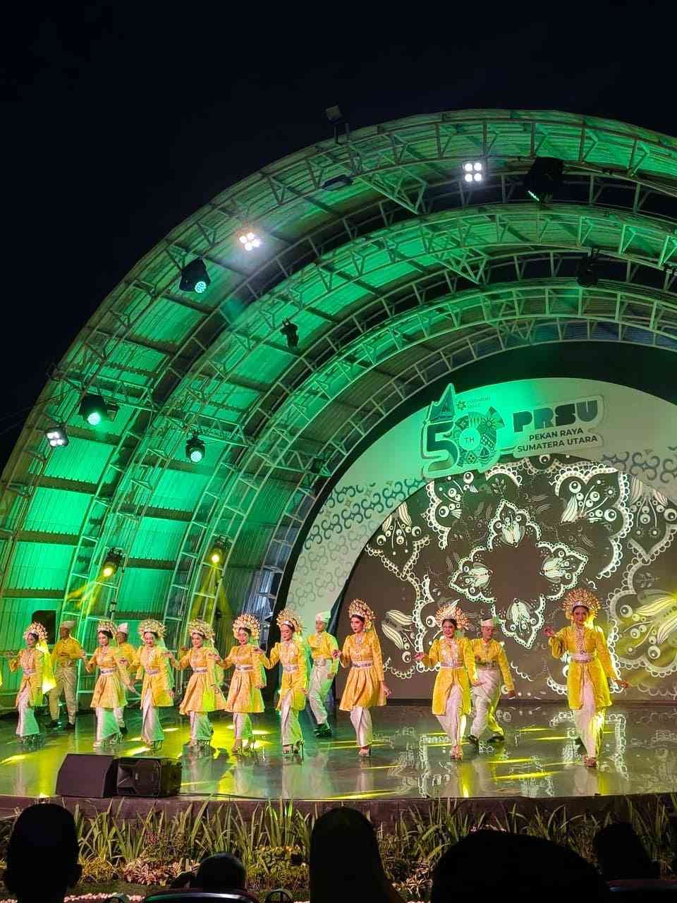 Wakapolres Batu Bara Hadiri Malam Pesona Seni dan Budaya Kabupaten Batu Bara di PRSU 2026   