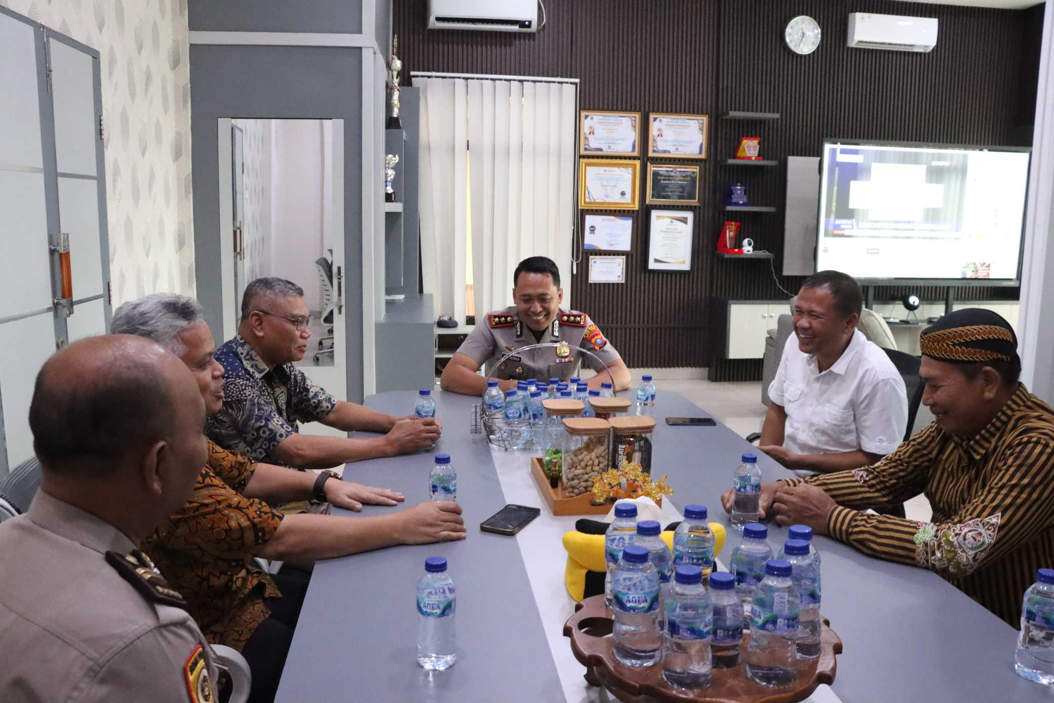Kapolres Batu Bara Pererat Sinergi dengan DPD PKB Pujakesuma Kabupaten Batu Bara   