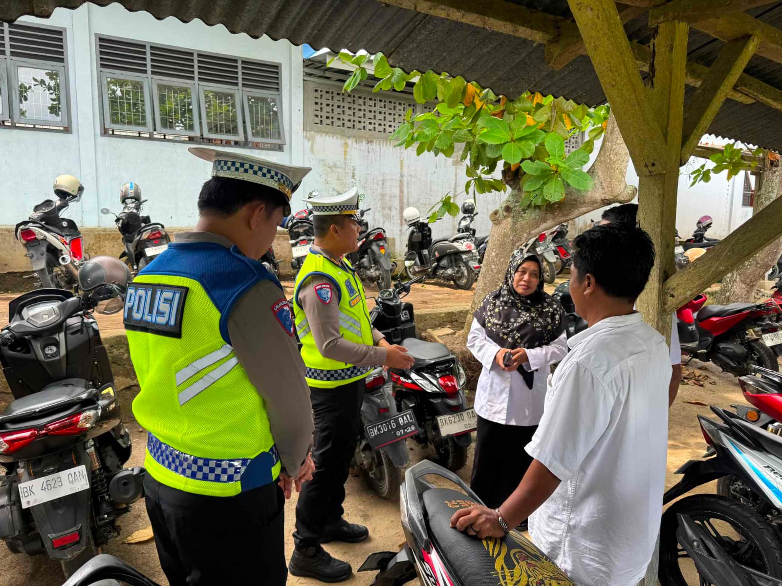 Sinergi Satlantas dan SMA N 1 Lima Puluh, Pelajar Diajari Etika Berlalu Lintas dan Bahaya Pelanggaran