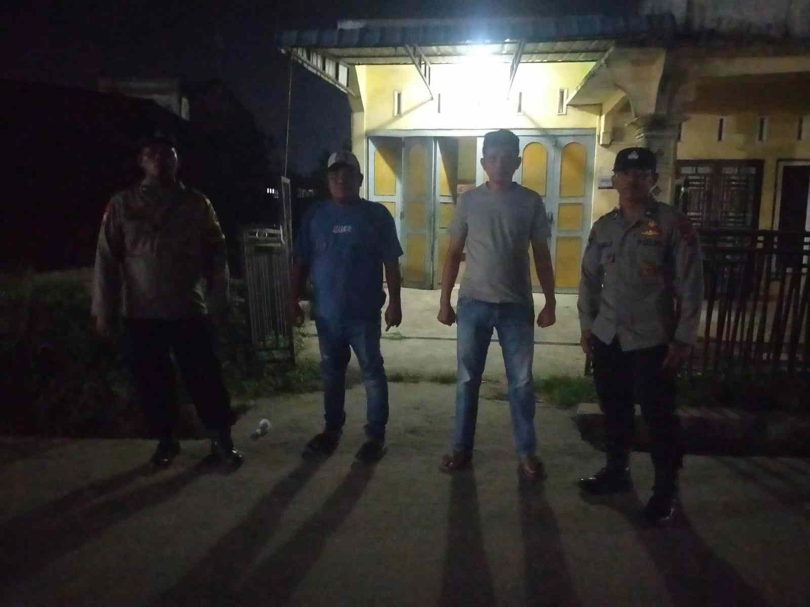 Polsek Medang Deras Lakukan Patroli Malam – Antisipasi Kejahatan dan Himbaukan Keamanan Kendaraan
