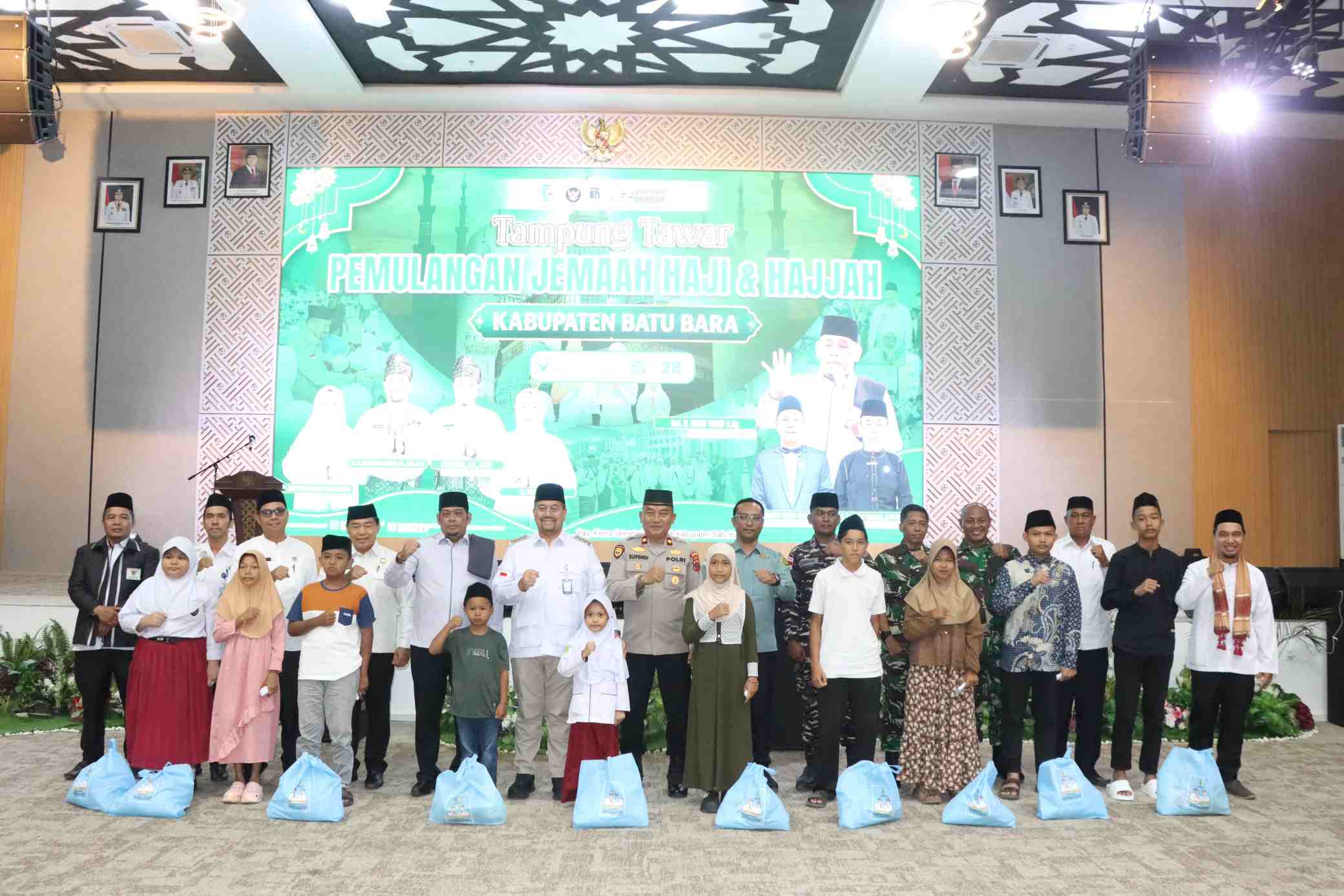 Wakapolres Batu Bara Hadiri Tepung Tawar Pemulangan Jemaah Haji dan Hajjah Tahun 2026