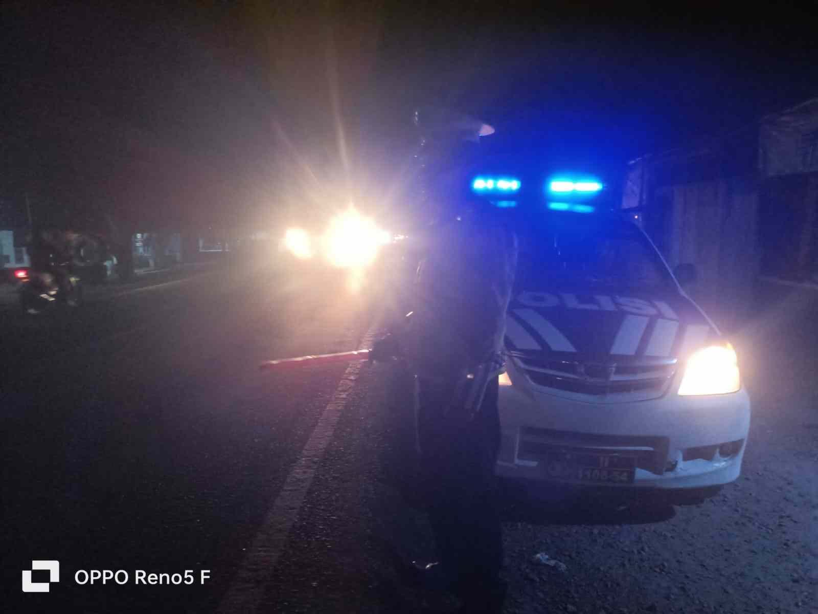 Satlantas Polres Batu Bara Lakukan Patroli Malam Hari di Pos Lantas Sei Bejangkar – Hidupkan Senter Apple di Area Rawan Masalah Lalu Lintas