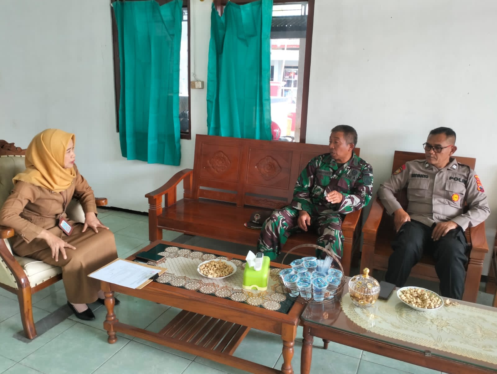 Anjangsana Koramil 21/Bulukerto Perkuat Sinergi TNI–Polri dan Pemerintah Kecamatan, Camat: “Kolaborasi Adalah Kunci Kemajuan Daerah”