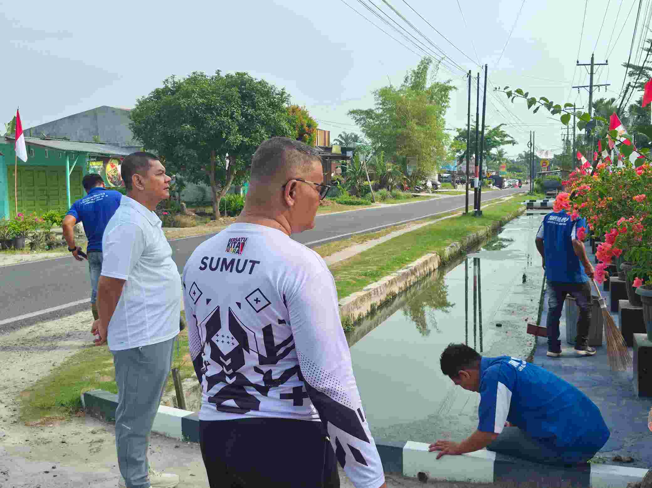 Semarak HUT ke-81 RI, Lapas Labuhan Ruku Gelar Aksi Bersih Lingkungan