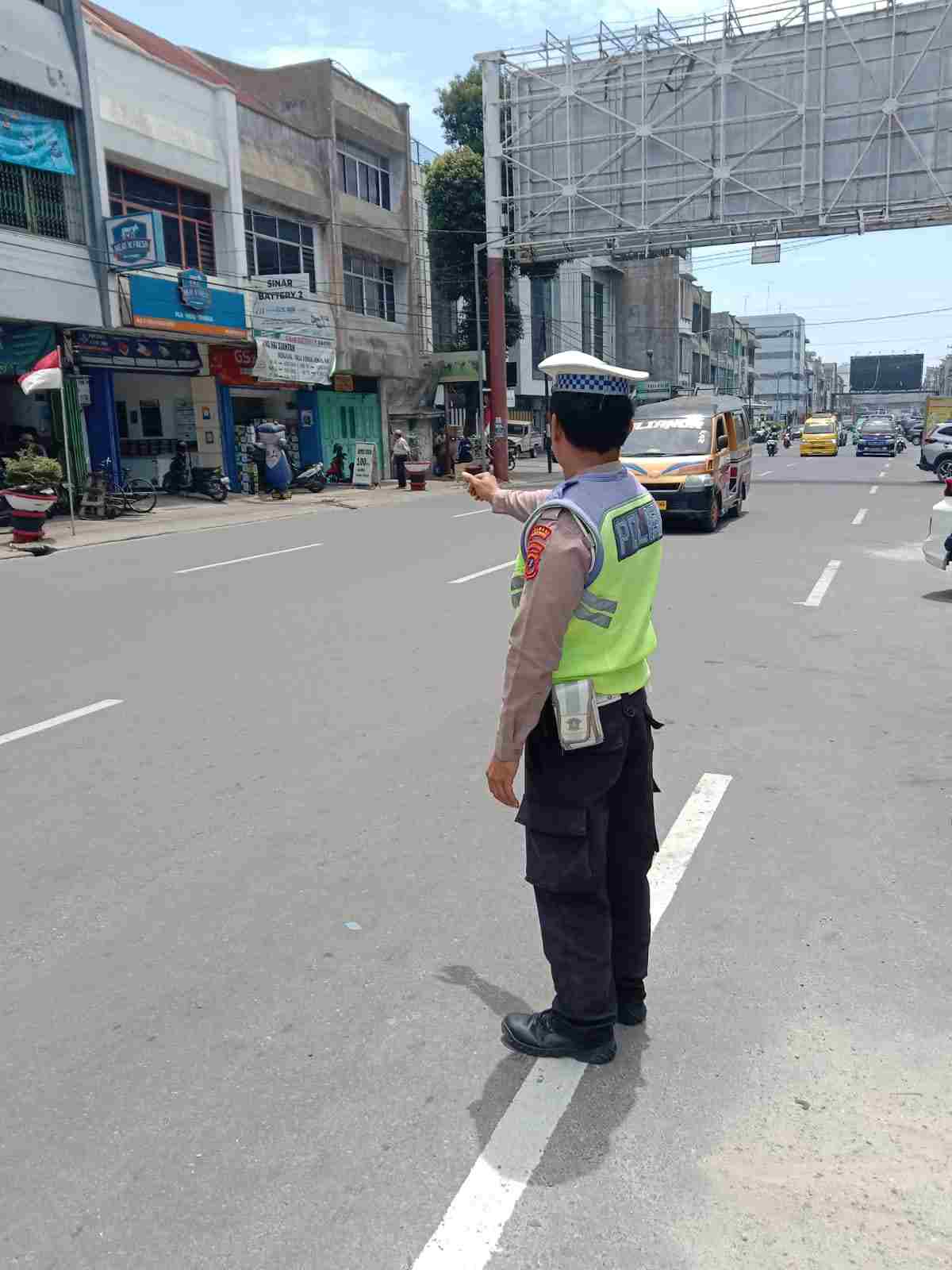 Sat Lantas Pematangsiantar Atur Arus di Jalan Sutomo–Simpang Vihara, Kegiatan Berjalan Aman & Lancar