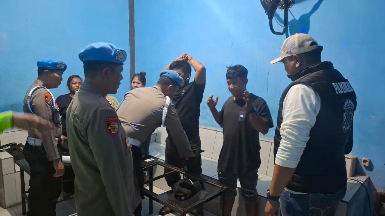 Sipropam Polres Batu Bara Gelar Rajia Tempat Hiburan Malam dan Patroli, Pastikan Disiplin Personil serta Antisipasi Gangguan   