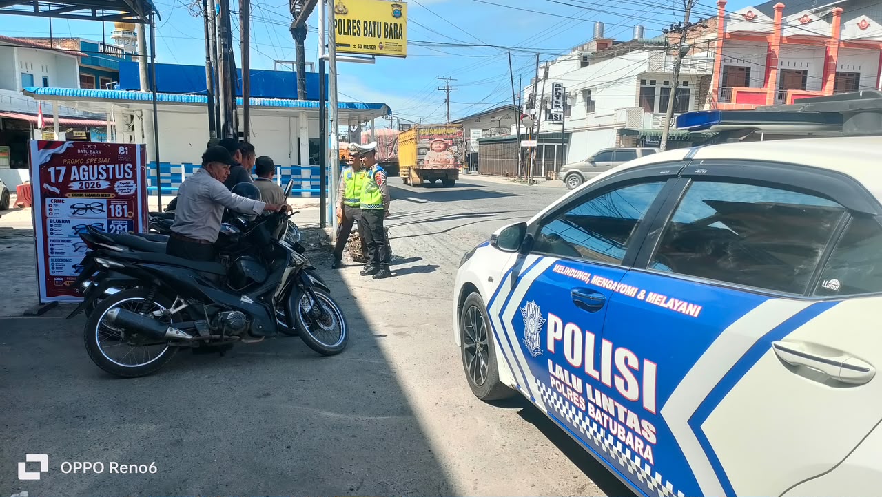 Lewat Program Polantas Karib, Kasat Lantas Polres Batu Bara Ajak Tukang Ojek di Lima Puluh Jadi Pelopor Keselamatan