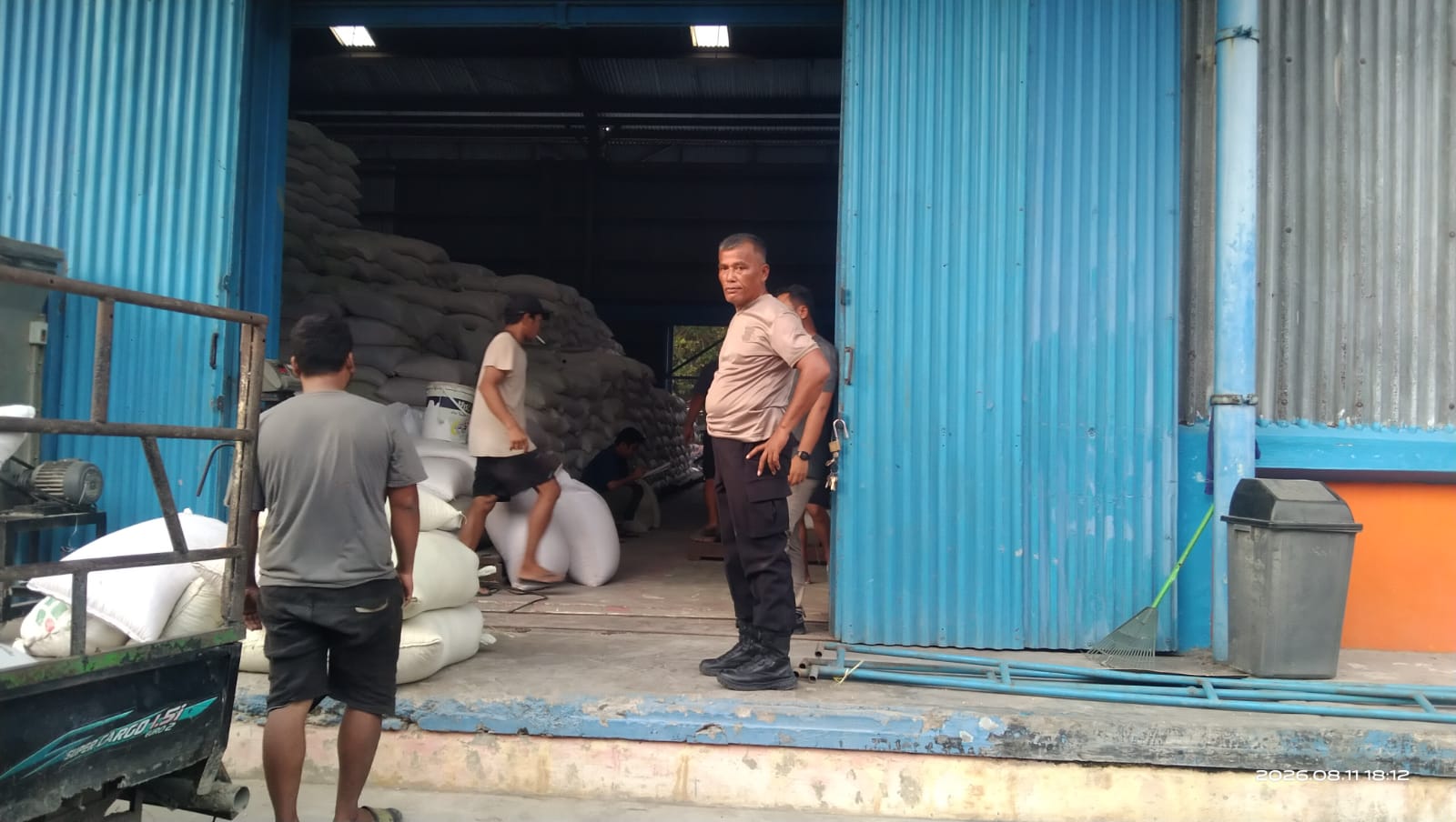 Dukung Program Ketahanan Pangan, Polres Batu Bara Kawal Pendistribusian 327,826 Ton Jagung Petani Ke Bulog Asahan   