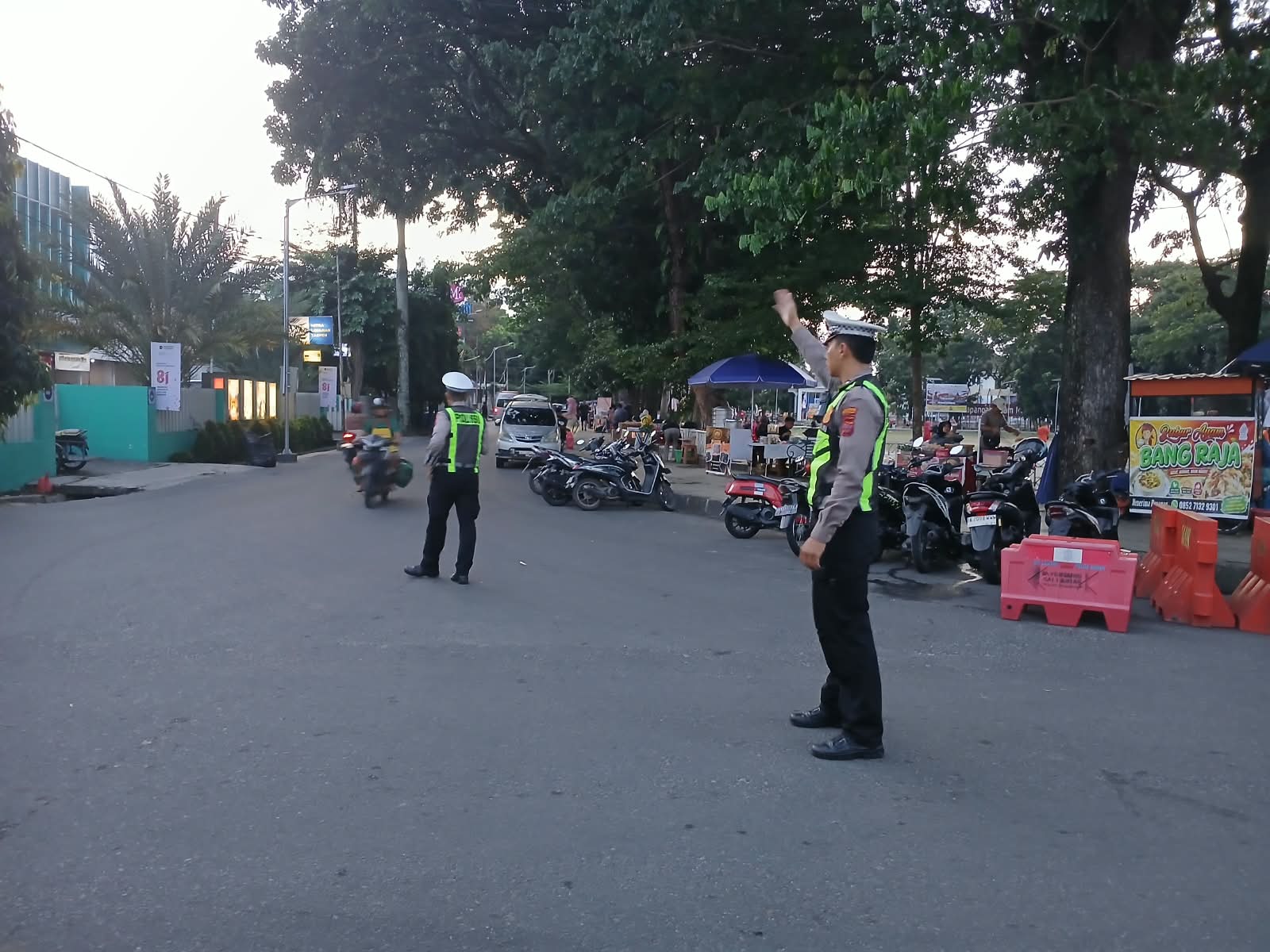 Sat Lantas Polres Pematangsiantar Gelar Blue Light Patrol Malam, Jaga Kamtibmas Dan Tertib Lalu Lintas   
