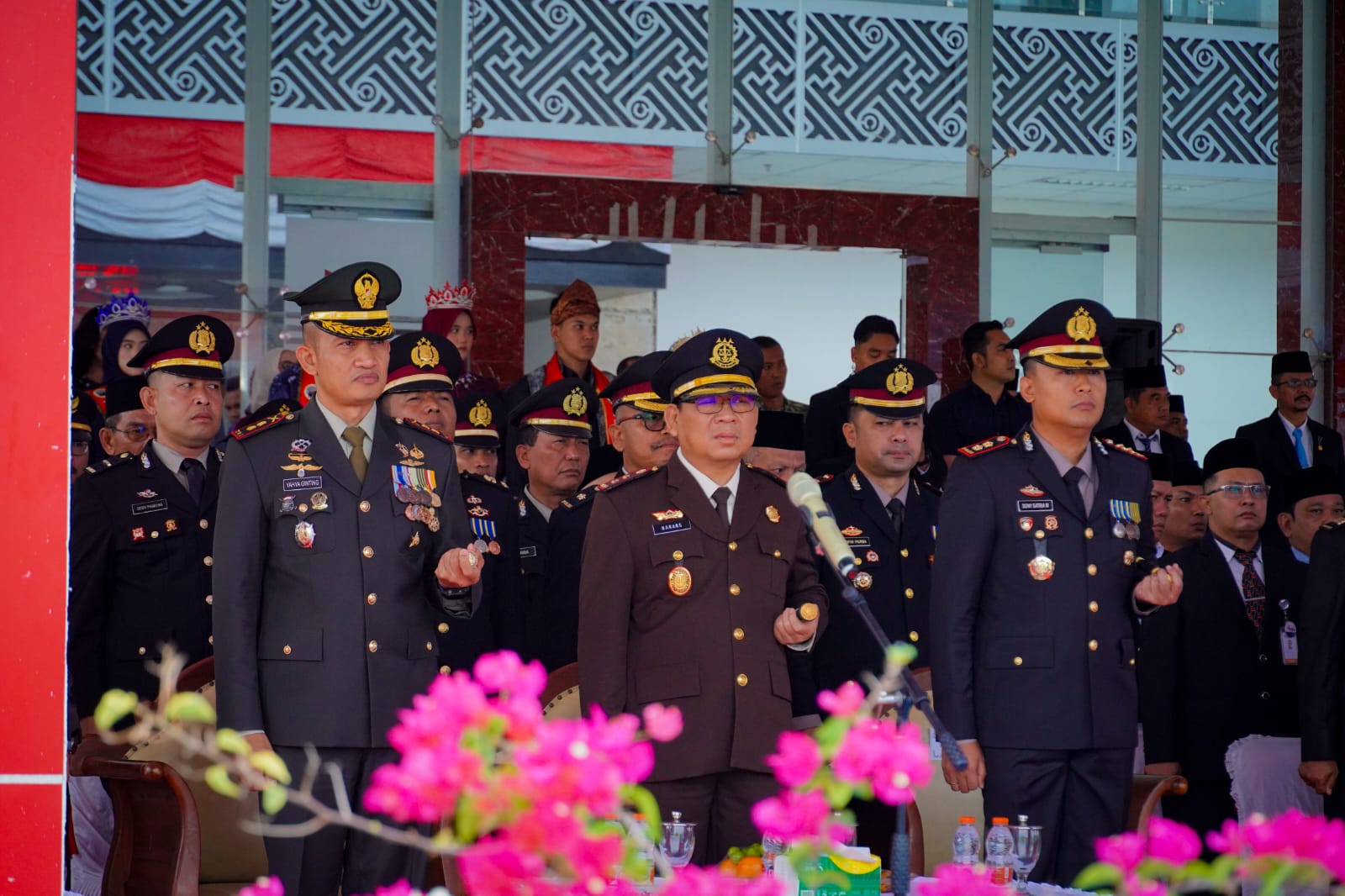 Bupati Batu Bara Pimpin Upacara Detik-Detik Proklamasi HUT ke-81 Kemerdekaan RI   
