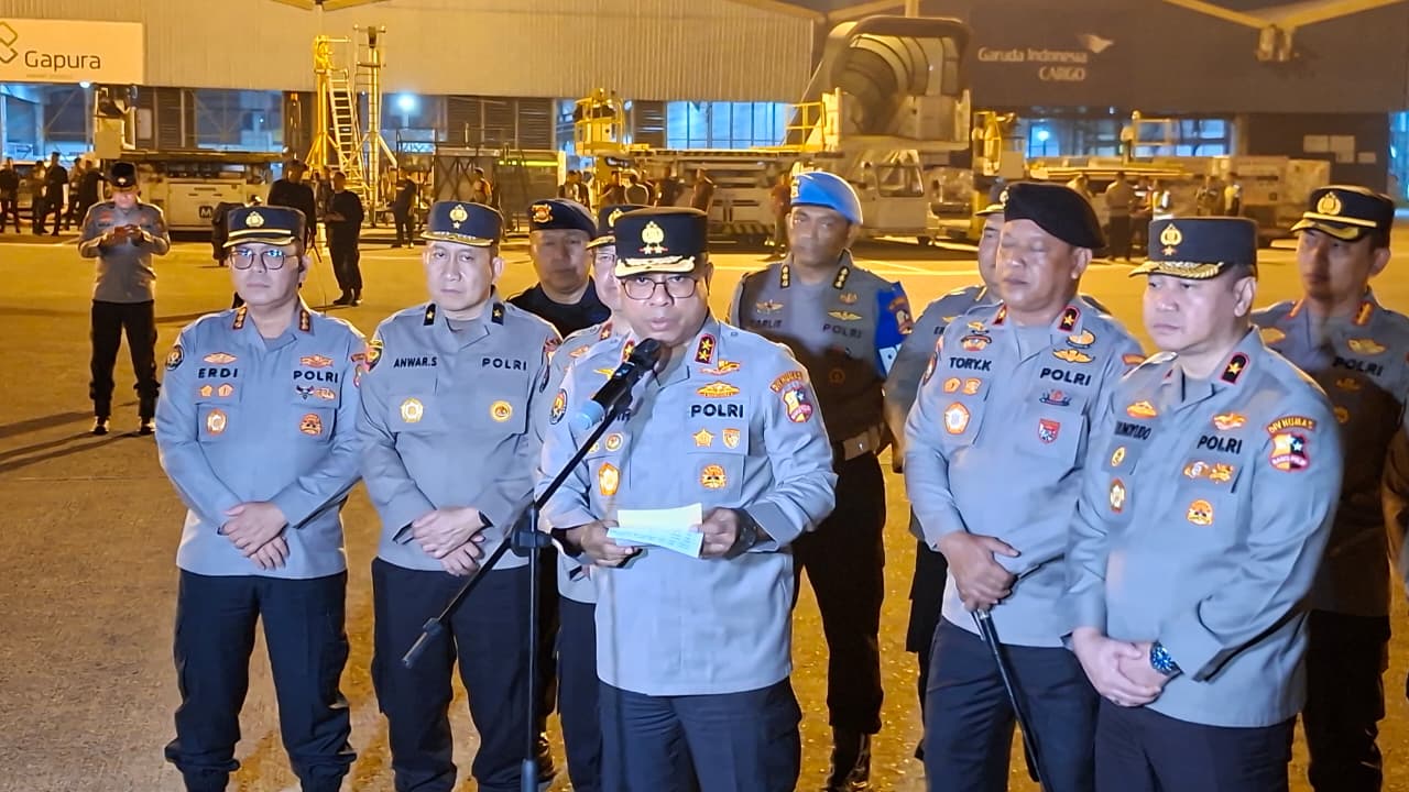 Pasukan Brimob Sudah Bergerak ke Lokasi Bencana, Perkuat Operasi Penyelamatan dan Kemanusiaan di NTT