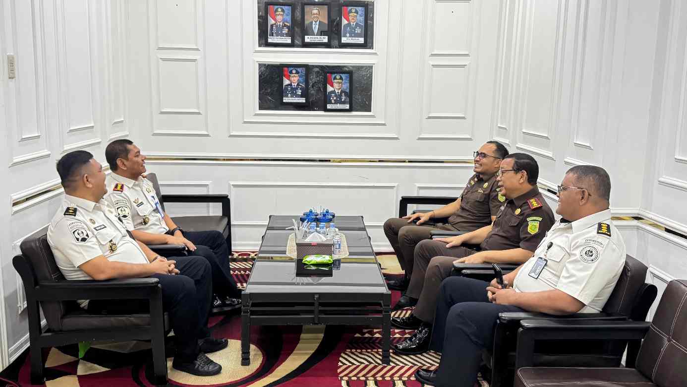 Perkuat Sinergitas Antar APH, Kajari Batu Bara Nanang Dwi Priharyadi Kunjungi Lapas Labuhan Ruku   