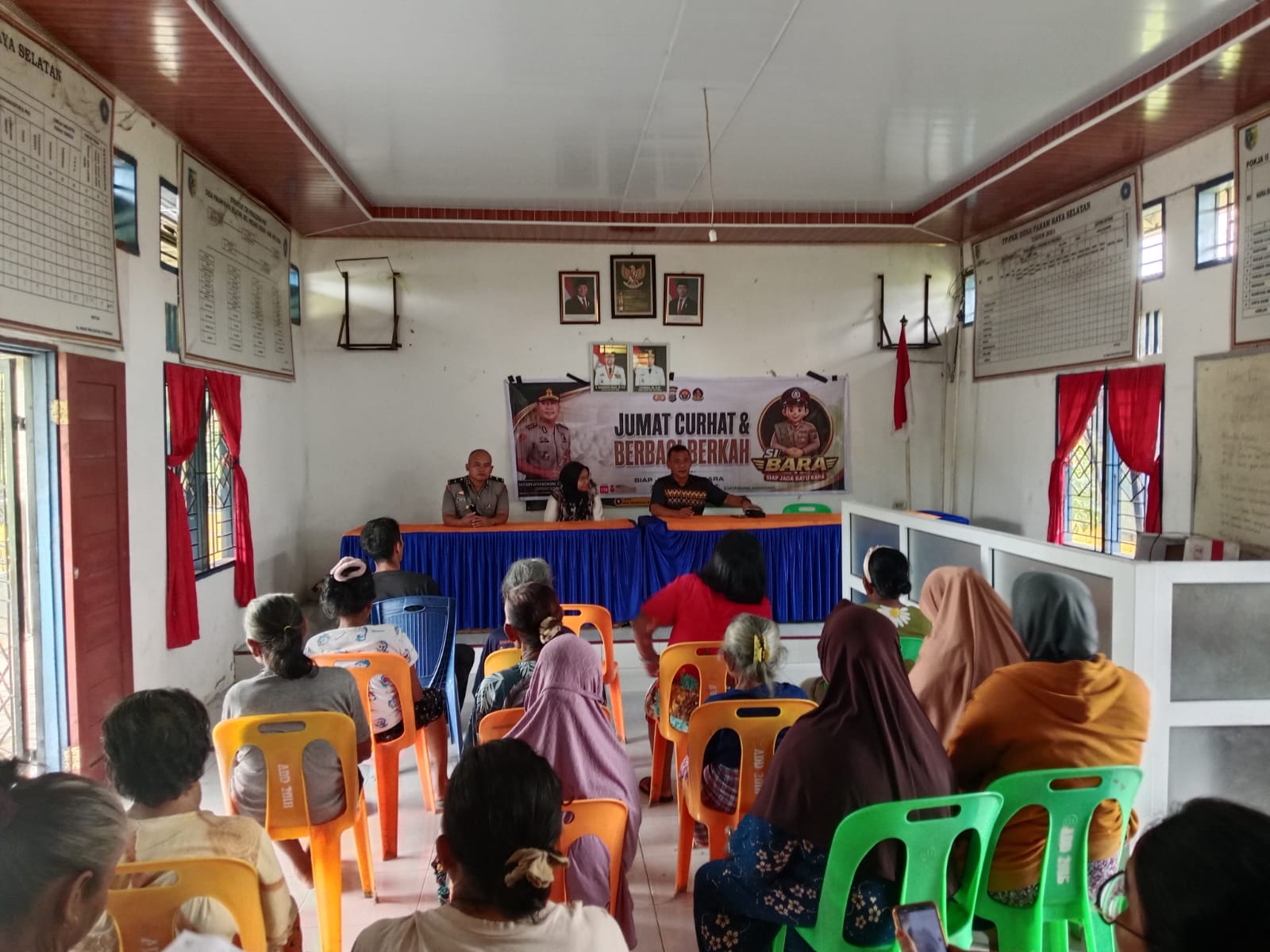 Polres Batu Bara Serap Aspirasi Masyarakat dan Bagikan Sembako kepada Kaum Duafa   