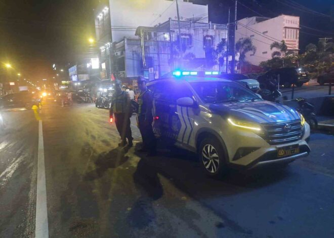 Sat Lantas Polres Pematangsiantar Laksanakan Blue Light Patrol, Tekan Pelanggaran Lalu Lintas dan Cegah Kejahatan Jalanan   