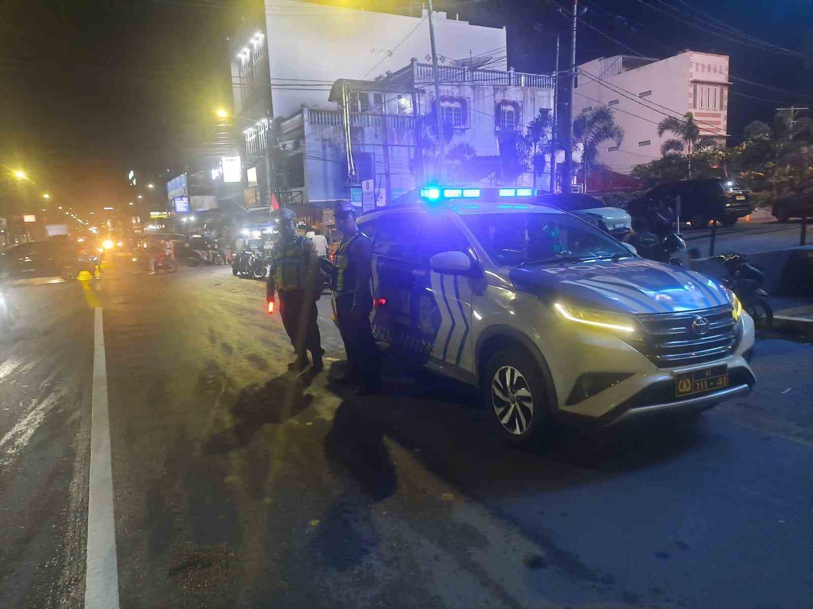 Sat Lantas Polres Pematangsiantar Laksanakan Blue Light Patrol, Tekan Pelanggaran Lalu Lintas dan Cegah Kejahatan Jalanan   