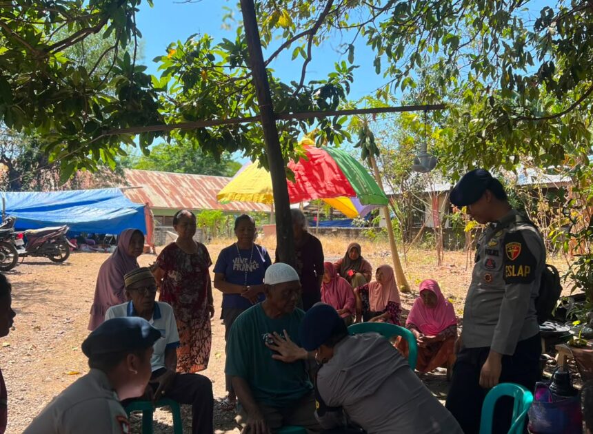 Brimob Dekat Dengan Warga, Hadirkan Layanan Kesehatan dan Penguatan Moril Pascagempa   