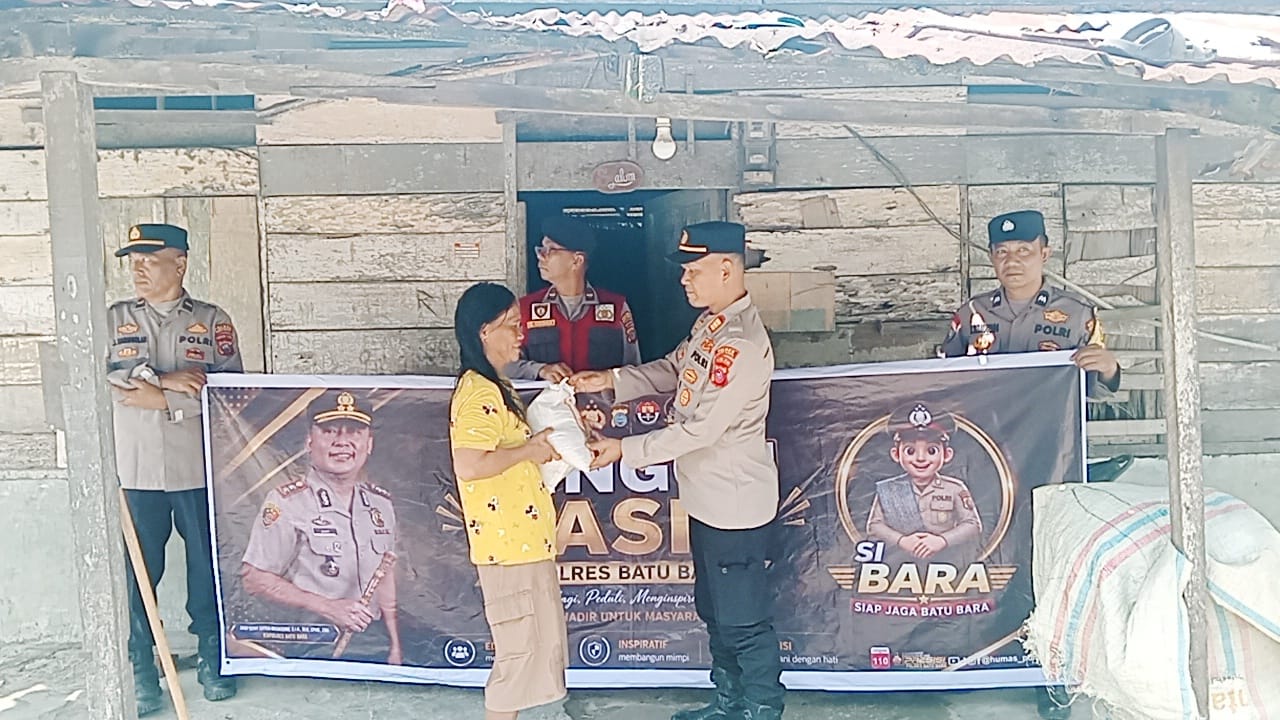 Wujud Kepedulian Nyata, Polres Batu Bara Gelar Minggu Kasih dan Salurkan Bantuan Sembako ke Masyarakat   