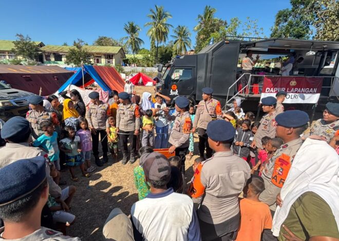Pulihkan Semangat Pengungsi, Brimob Gelar Trauma Healing dan Pelayanan Kesehatan