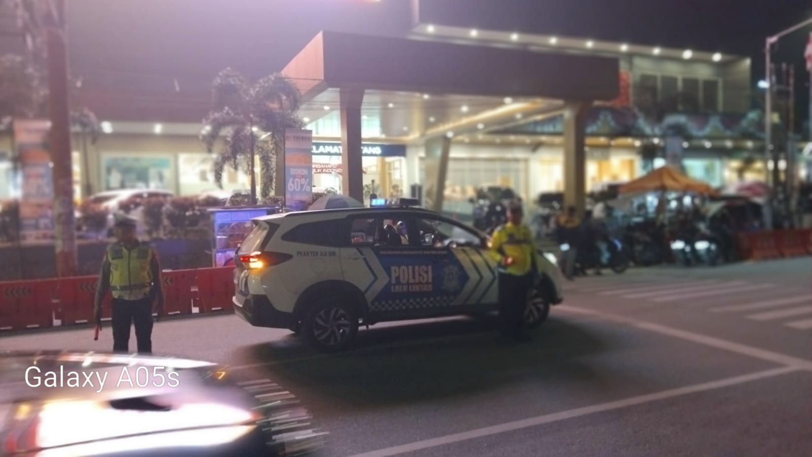 Patroli Blue Light Malam di Jalan Sutomo — Ramayana, Sat Lantas Pematangsiantar Jaga Keamanan Kawasan Perbelanjaan