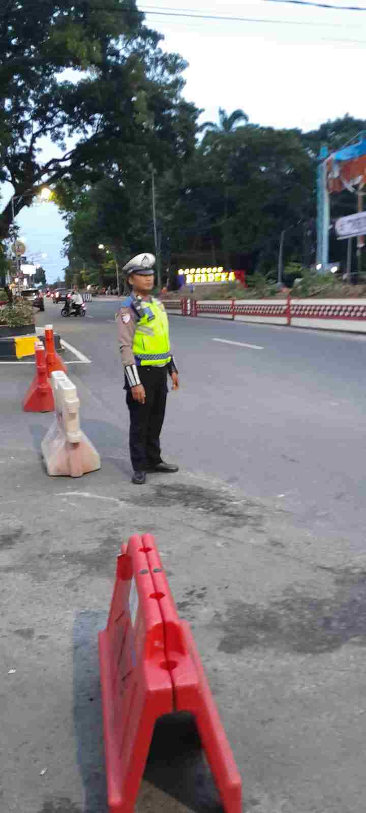 Sat Lantas Pematangsiantar Amankan Jalur Lari 5K & 10K Pesta QRIS di Sudirman–Adam Malik, Kegiatan Berjalan Aman & Lancar   