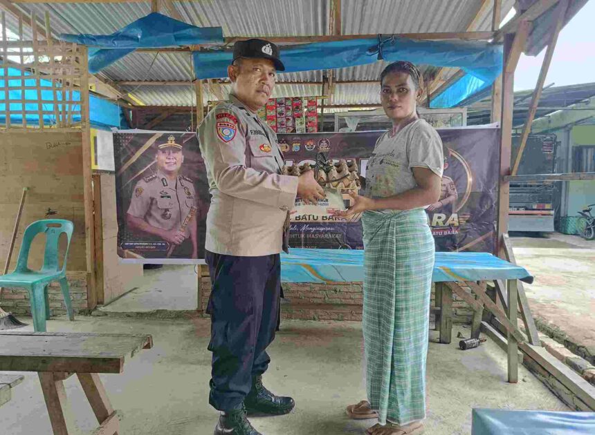 Polsek Medang Deras Laksanakan Minggu Kasih: Salurkan Bantuan Titipan Kapolres Batu Bara