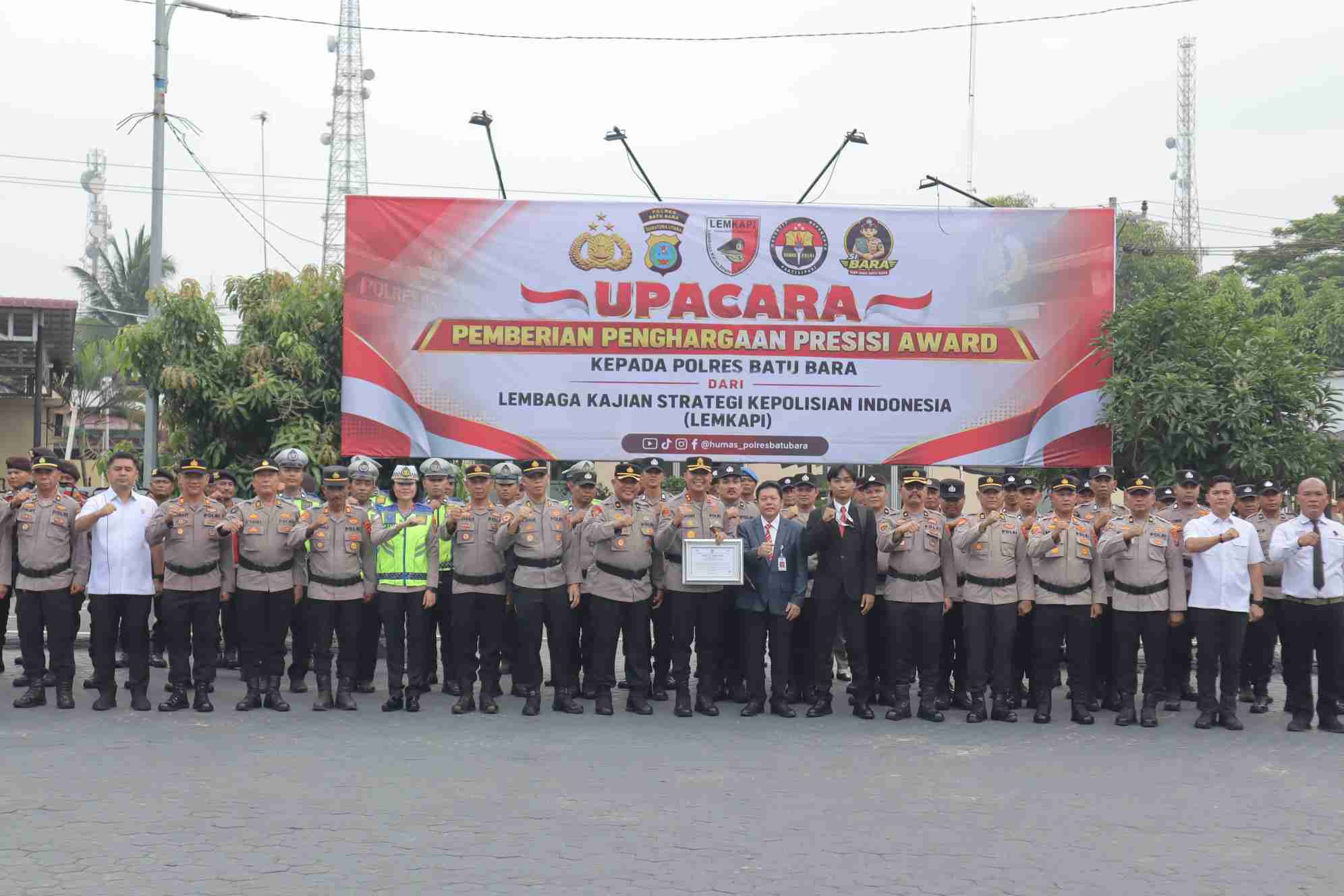 Polres Batu Bara Terima Presisi Award dari LEMKAPI atas Kinerja Pelayanan kepada Masyarakat