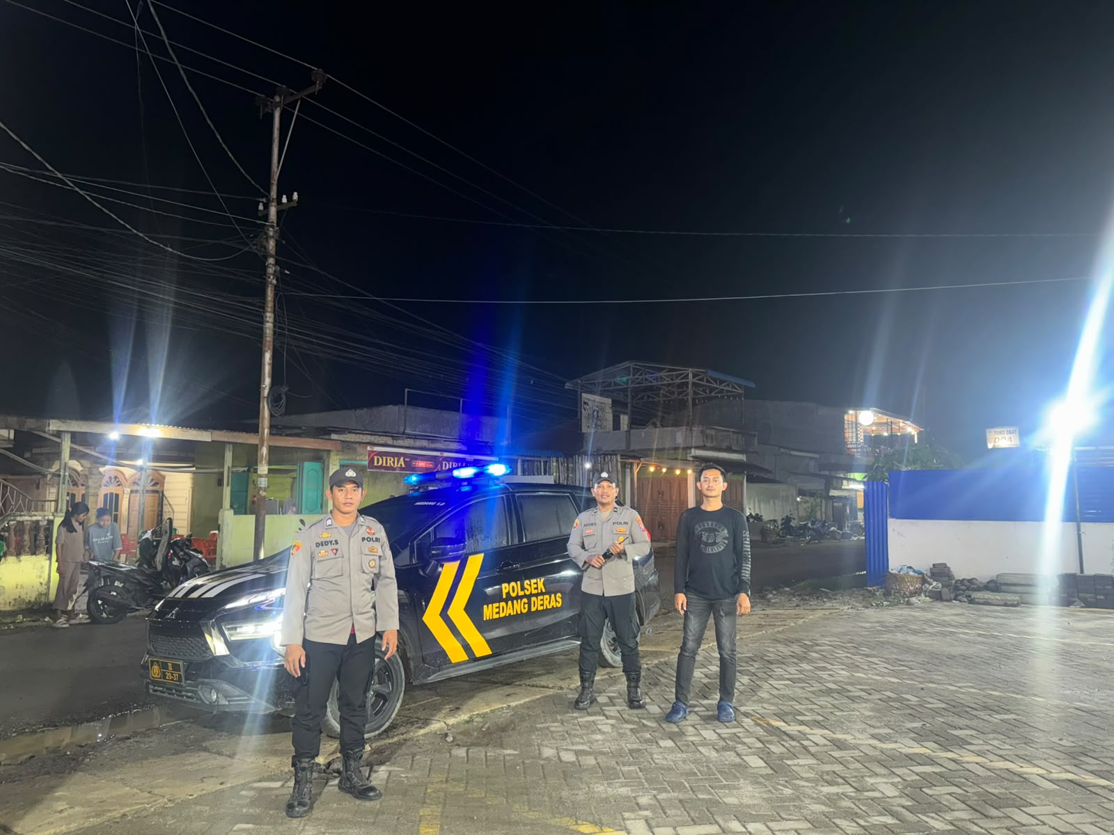 Polsek Medang Deras Gelar Patroli Malam, Jaga Keamanan dan Keteraturan di Wilayah Hukumnya   