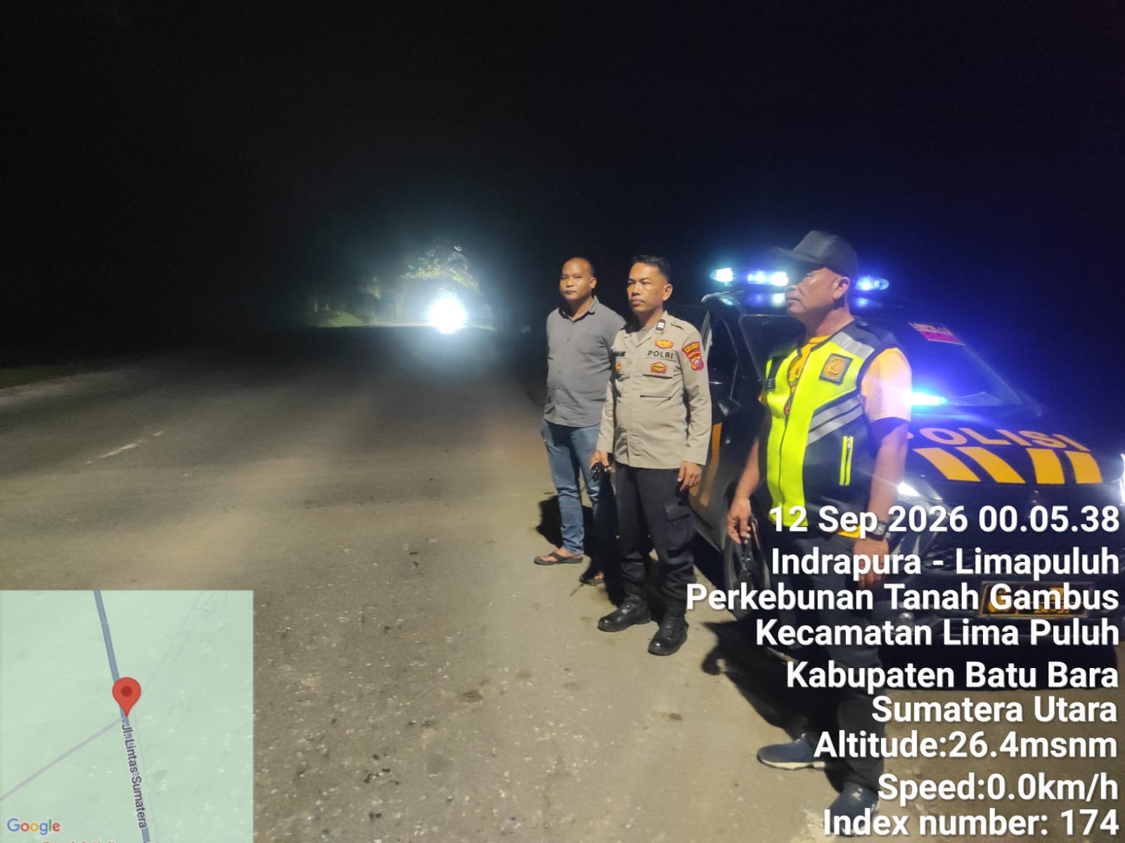 Polsek Lima Puluh Laksanakan Patroli Malam, Cegah Tawuran dan Kejahatan Jalanan   