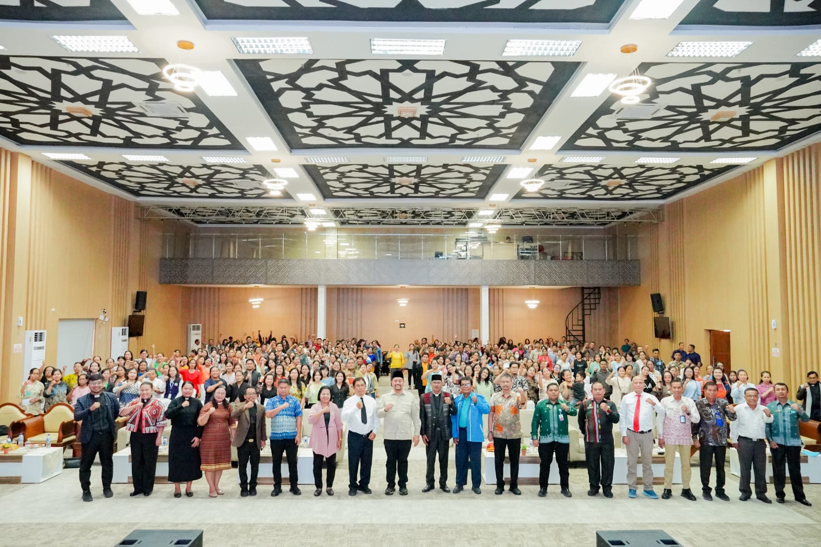 Bupati Batu Bara Salurkan Insentif bagi 540 Guru Sekolah Minggu Tahap II Tahun 2026