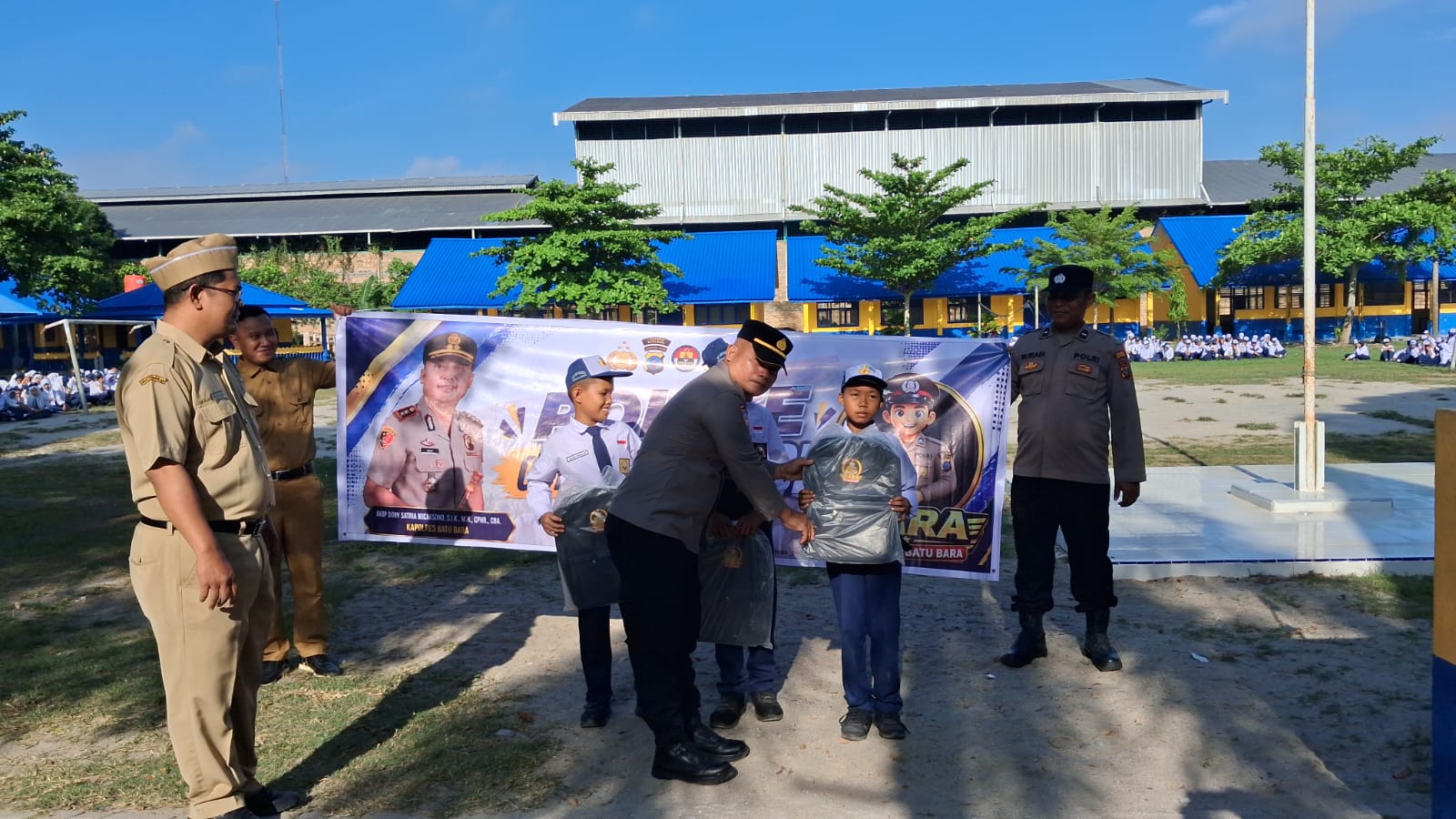 Polres Batu Bara Gelar Police Go To School Serentak di 18 Sekolah   