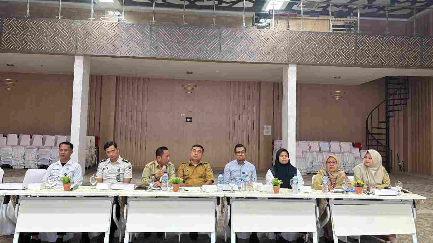 DUKUNG PEMENUHAN HAK ANAK, PERWAKILAN STAF LAPAS LABUHAN RUKU HADIRI RAKOR LANJUTAN EVALUASI KABUPATEN LAYAK ANAK TAHUN 2026 DI KANTOR BUPATI
