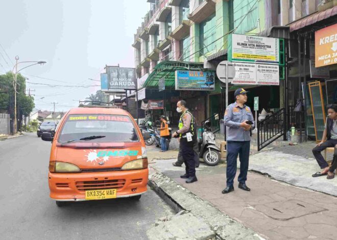 Sat Lantas Polres Pematangsiantar Sambangi PO Eldivo, Beri Himbauan Kamseltibcar Jelang Ops Patuh Toba 2026   