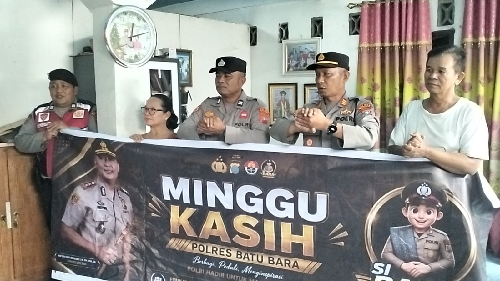 Polres Batu Bara Gelar Minggu Kasih di Sejumlah Gereja, Perkuat Kerukunan dan Salurkan Bantuan Sembako   