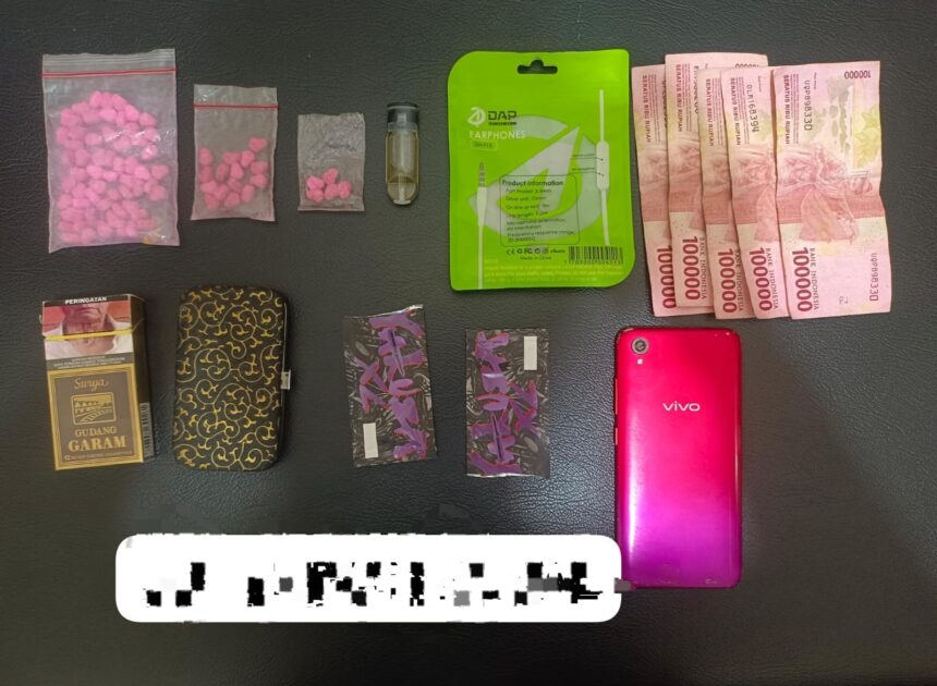 Satresnarkoba Polres Batu Bara Amankan Pria 43 Tahun, Sita 80 Butir Pil Ekstasi dan Vape Getar