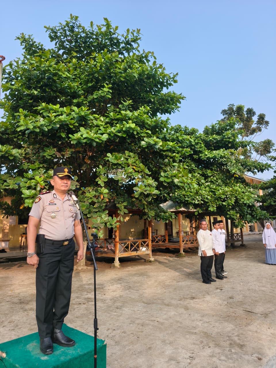Polres Batu Bara Gelar Police Goes to School di Ponpes Tahfiz Al-Mumtaz, Edukasi Pelajar tentang Bahaya Narkoba dan Bullying   