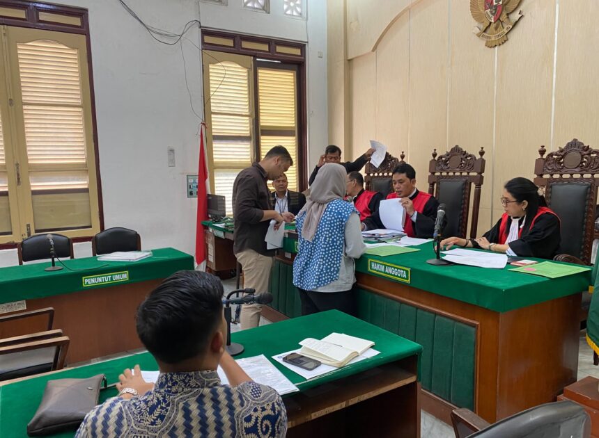 HAKIM PN MEDAN BERSIKAP TEGAS! TERGUGAT 12–29 DIMINTA HADIR, ABSEN LAGI BISA BERUJUNG KONSEKUENSI HUKUM!   