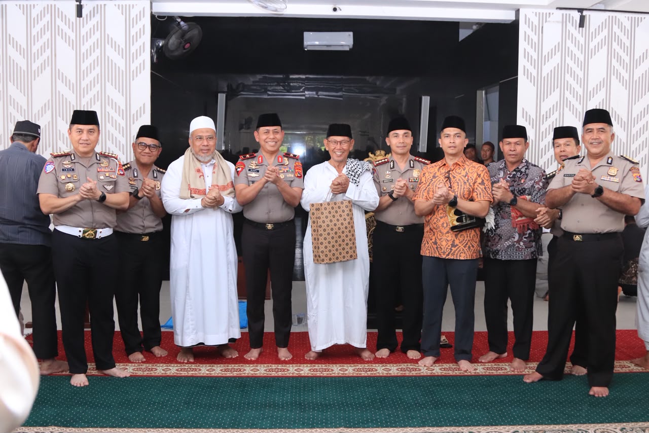 Jumat Keliling Wakapolda NTB, Silaturahmi Sekaligus Serap Aspirasi Warga
